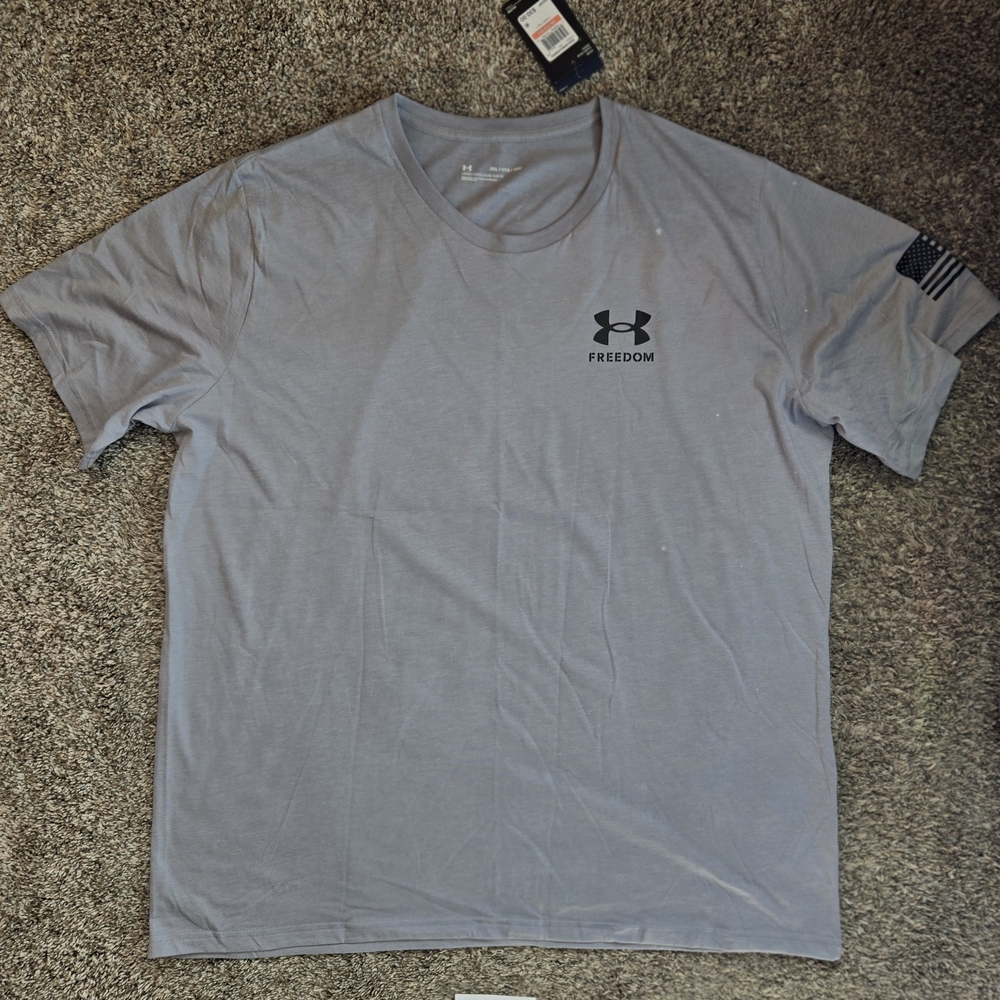 Under Armour Big And Tall Men's Freedom Flag USA Gray Tee size 3XL